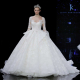 Brudekjole fra Julia Kontogruni - foto: Barcelona Bridal Fashion Week