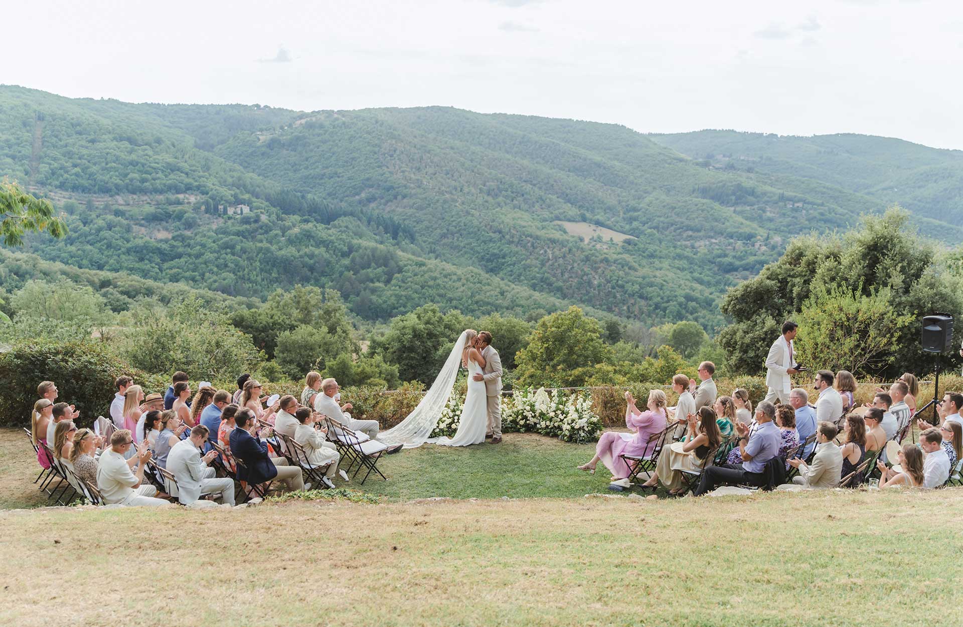 Janni & Alex - bryllup i Toscana - foto: Esme