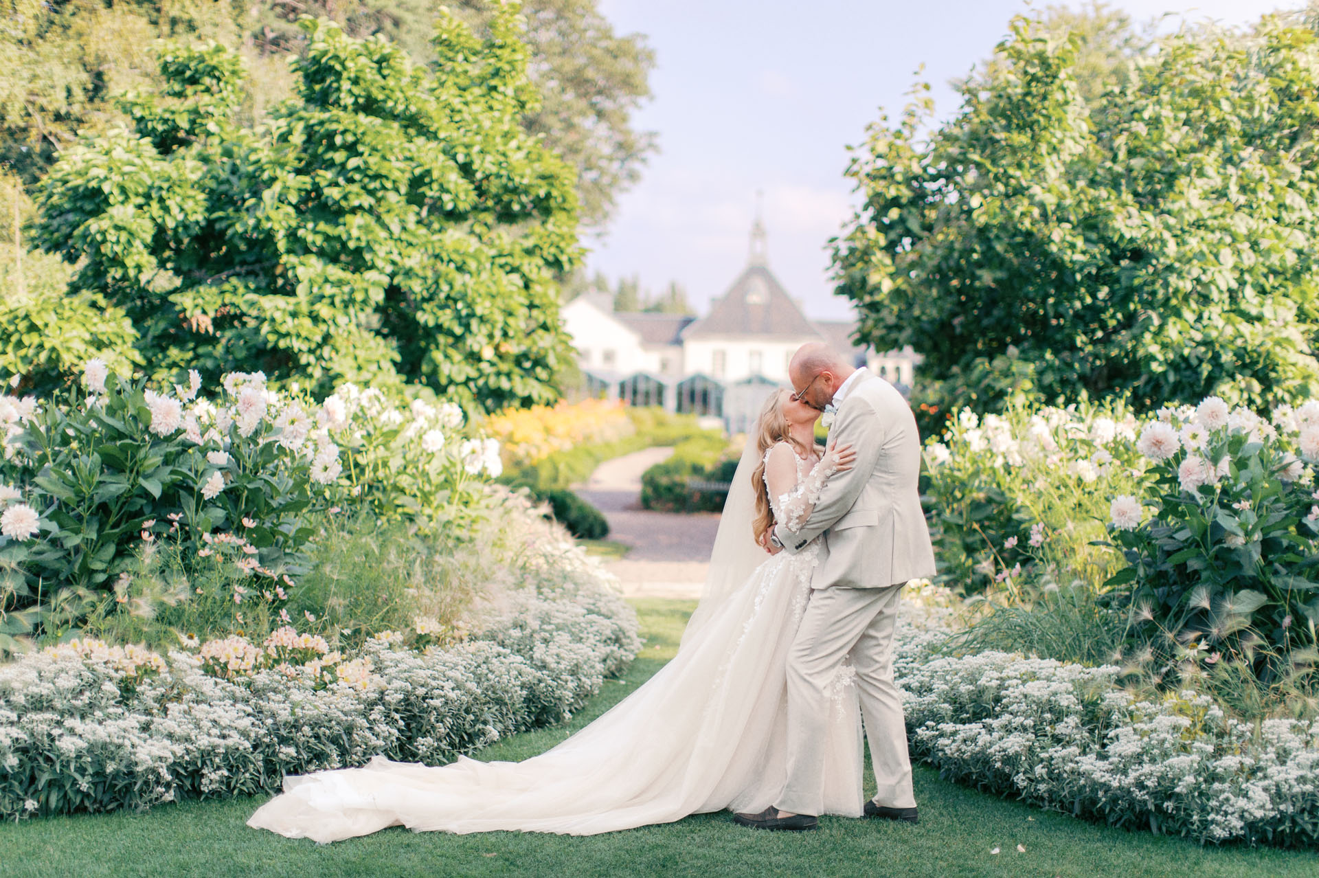 Aura & Simons bryllup - Norrvikens trädgårdar